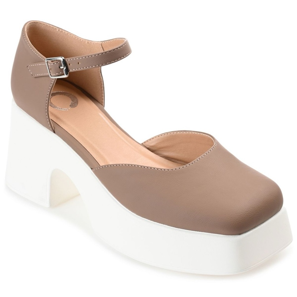 Women's Journee Brown Platform Mary Jane Shoes 8.5